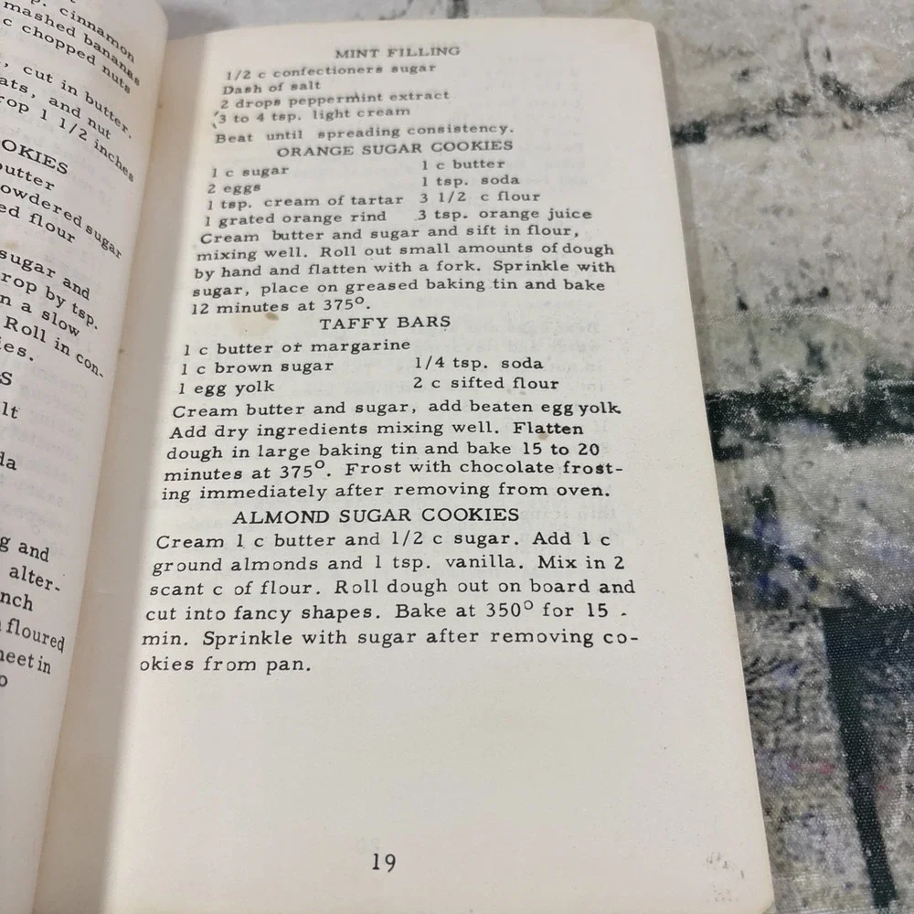 Suburban Cookie Book VINTAGE Cookbook American Legion Bancroft Idaho